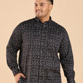 Plus Size Monochrome Cameo Print Tencel Shirt | XL-7XL