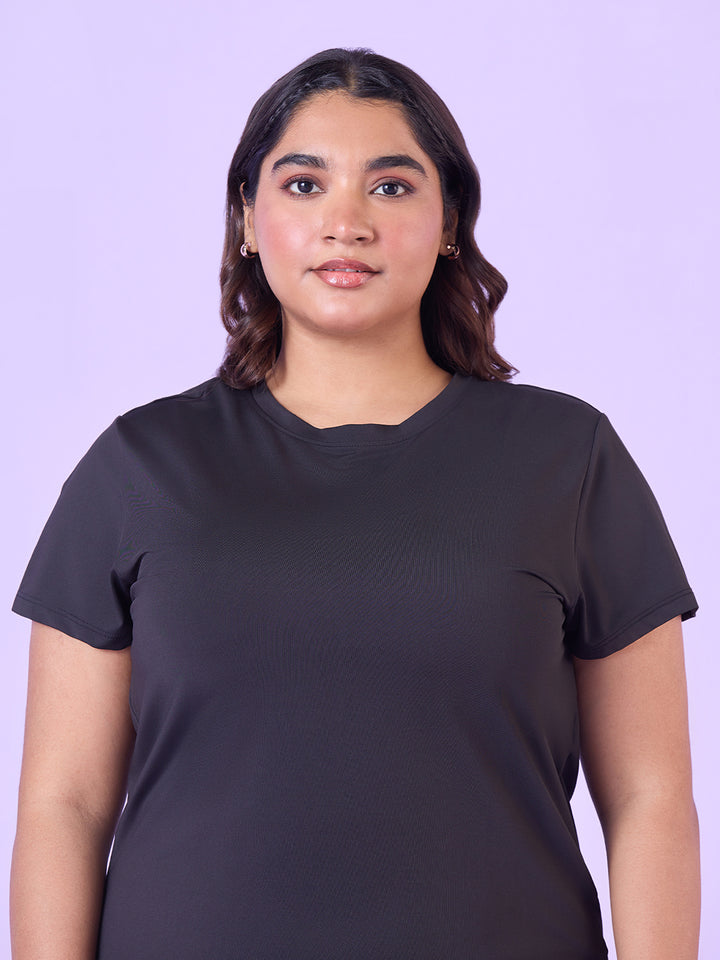 Jet Black Stretchable T-Shirt With Pockets