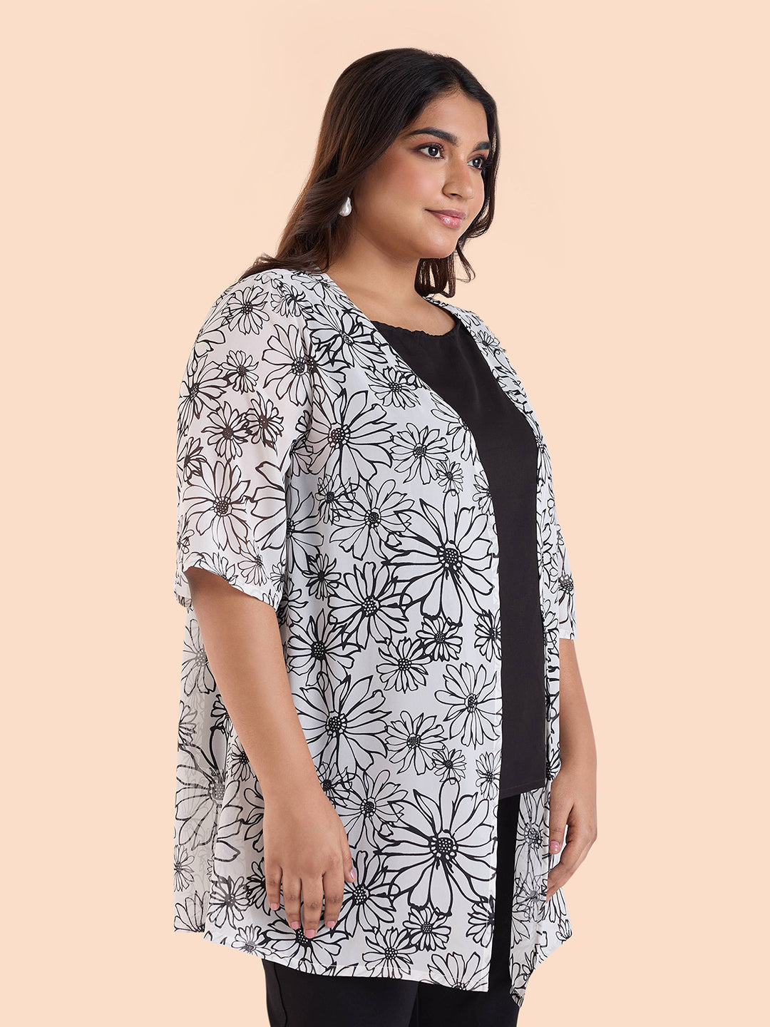 Black And White Printed Shrug