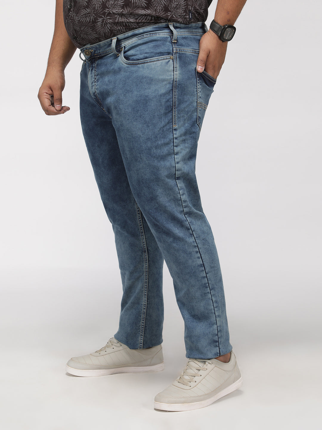 PLUS SIZE MEN’S STRETCHABLE ZACH FIT JEANS – MEDIUM CLOUD BLUE WASH | XL-7XL