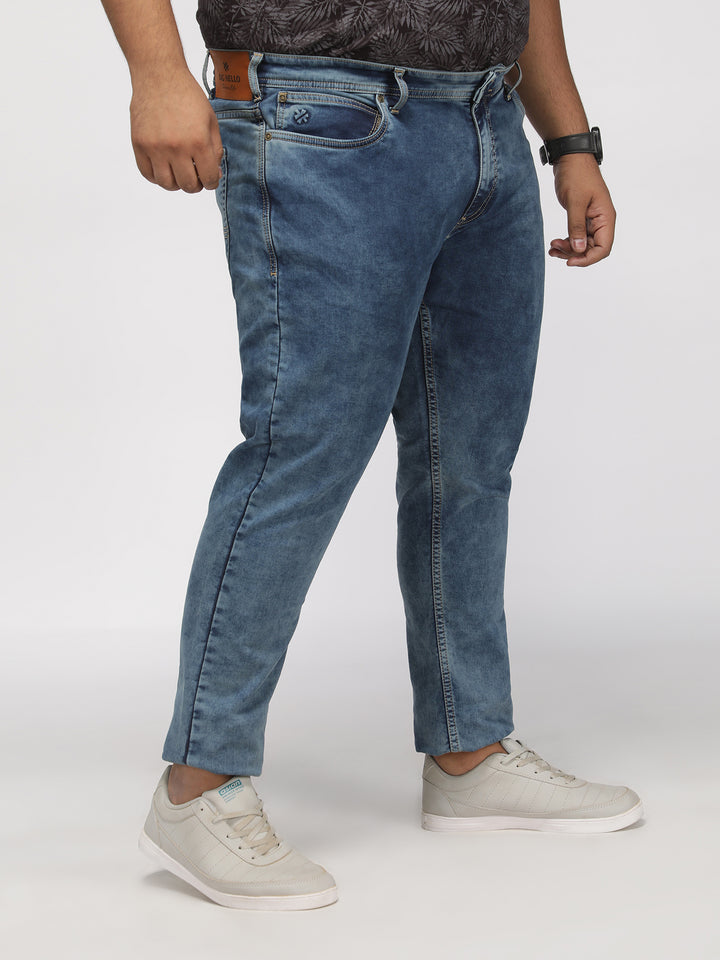 PLUS SIZE MEN’S STRETCHABLE ZACH FIT JEANS – MEDIUM CLOUD BLUE WASH | XL-7XL